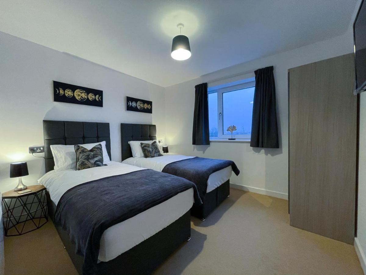 Station Side Penthouse Apartment Вулвергемптон Екстериор снимка