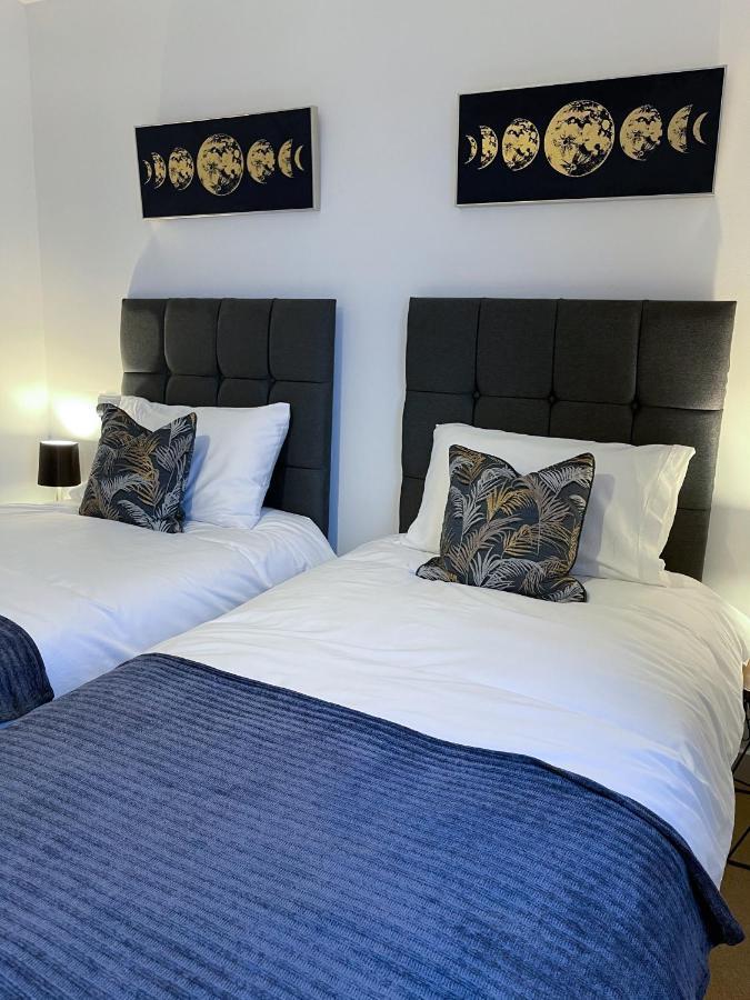 Station Side Penthouse Apartment Вулвергемптон Екстериор снимка