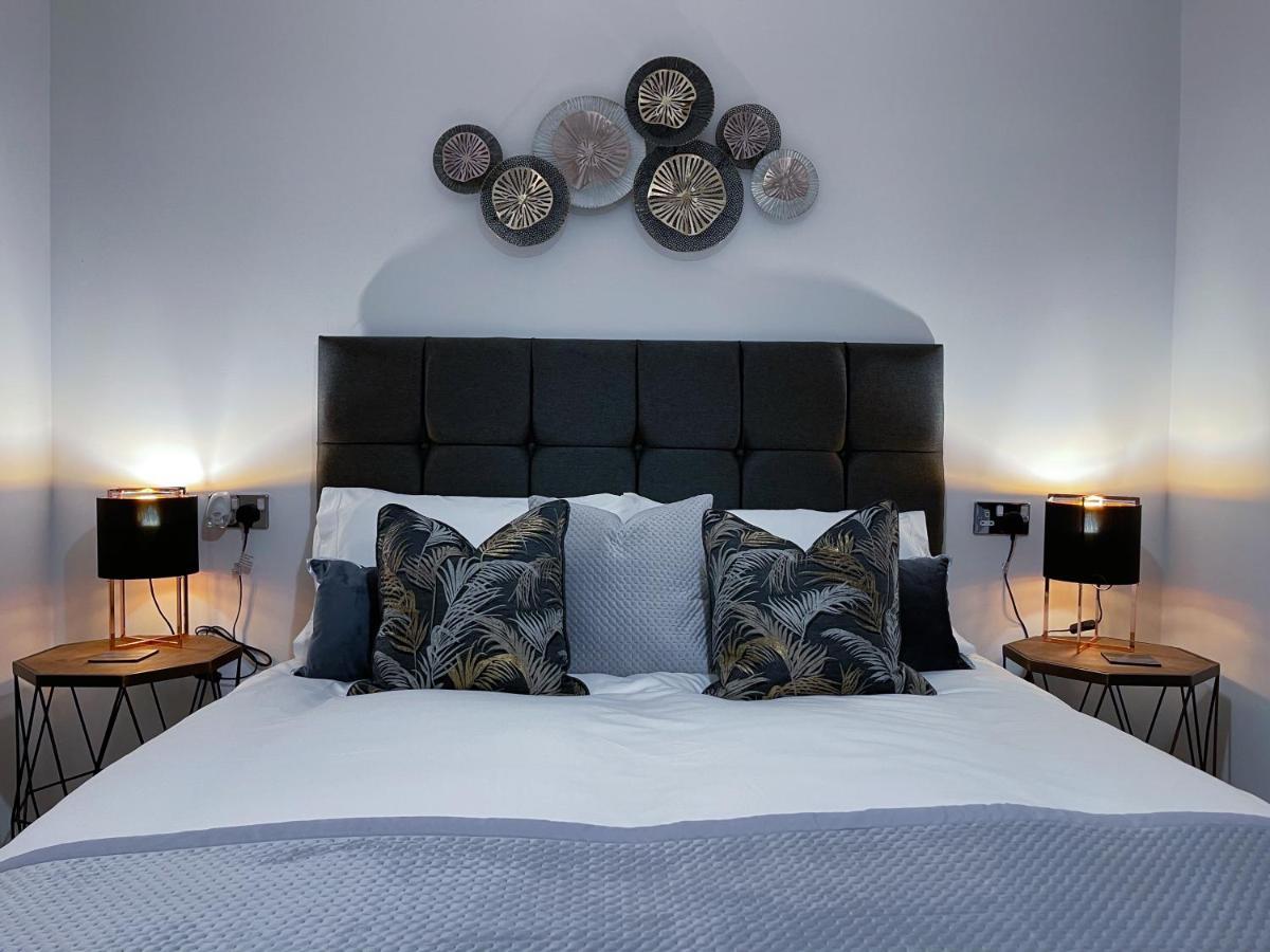 Station Side Penthouse Apartment Вулвергемптон Екстериор снимка